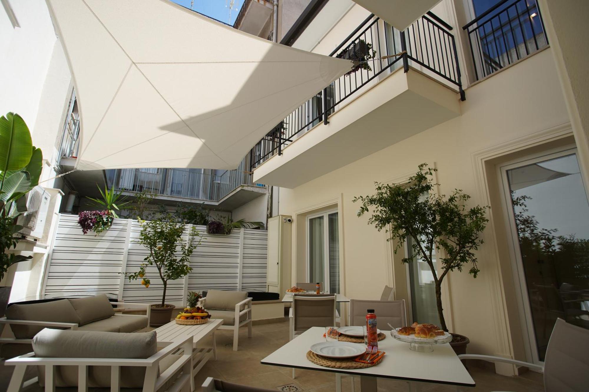 Palazzo Bibbi - Rooms To Live Reggio di Calabria Exterior foto
