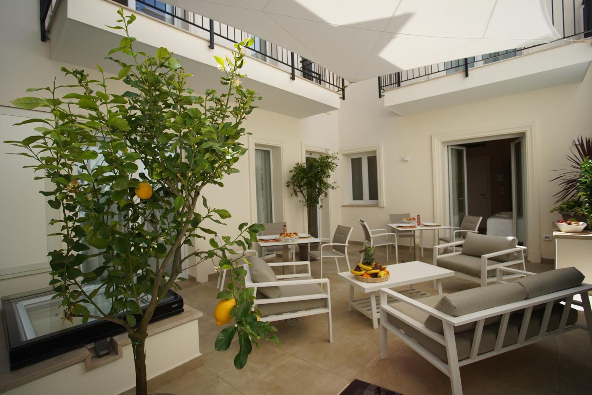 Palazzo Bibbi - Rooms To Live Reggio di Calabria Exterior foto